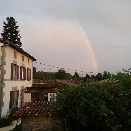 38 Friaudour Panzió Saint-Pardoux-lʼOrtigier Kültér fotó