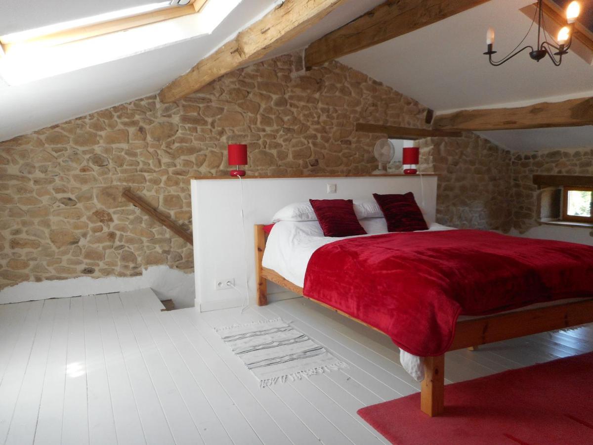 38 Friaudour Panzió Saint-Pardoux-lʼOrtigier Kültér fotó