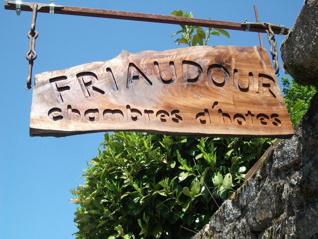 38 Friaudour Panzió Saint-Pardoux-lʼOrtigier Szoba fotó