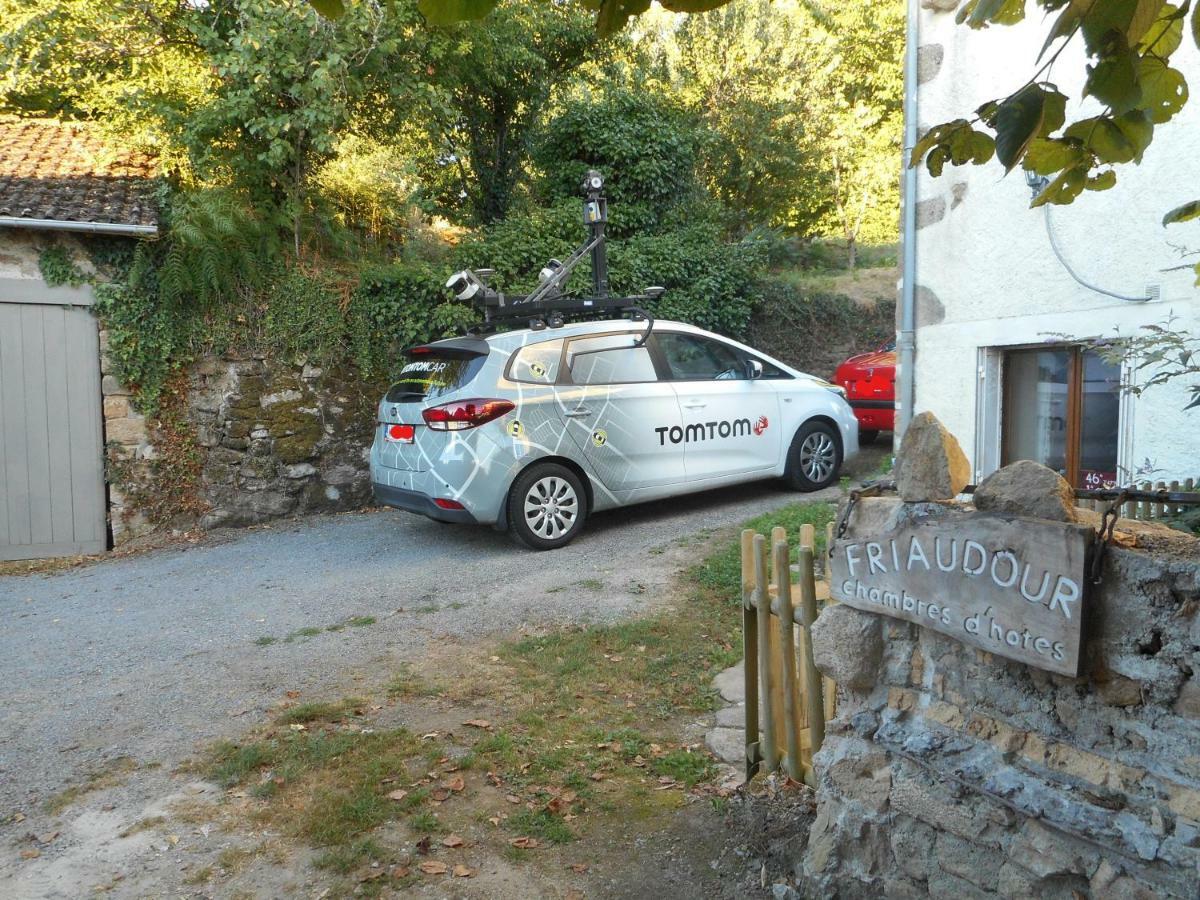 38 Friaudour Panzió Saint-Pardoux-lʼOrtigier Kültér fotó